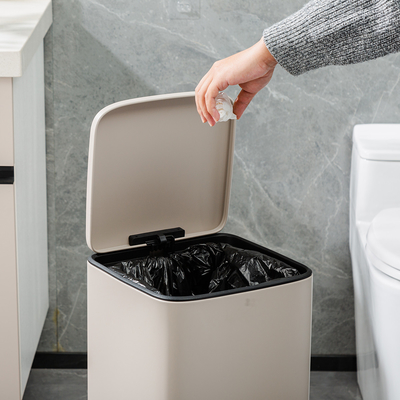kopen Rectangle Defender serie afvalbak zacht dicht roestvrij staal badkamer pedaal vuilnisbak voor badkamer online vervaardiging