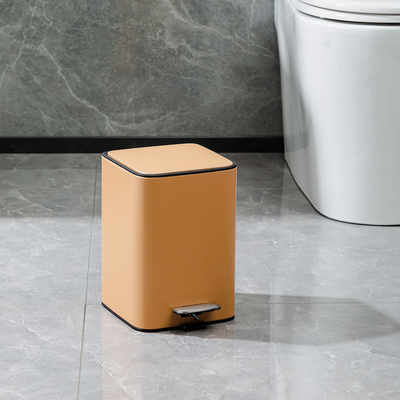 kopen Rectangulair roestvrij staal zachte Close Defender serie afvalbak vuilnisbak 3/5L Capaciteit Pedal bediend anti-glij basis online vervaardiging